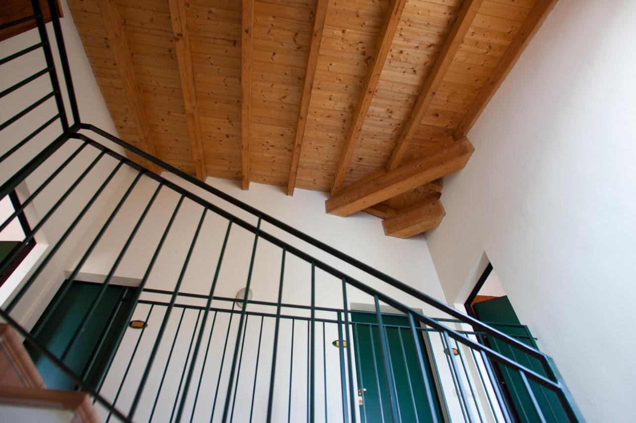 Relais Ca Nova Guest House Bogogno Екстериор снимка