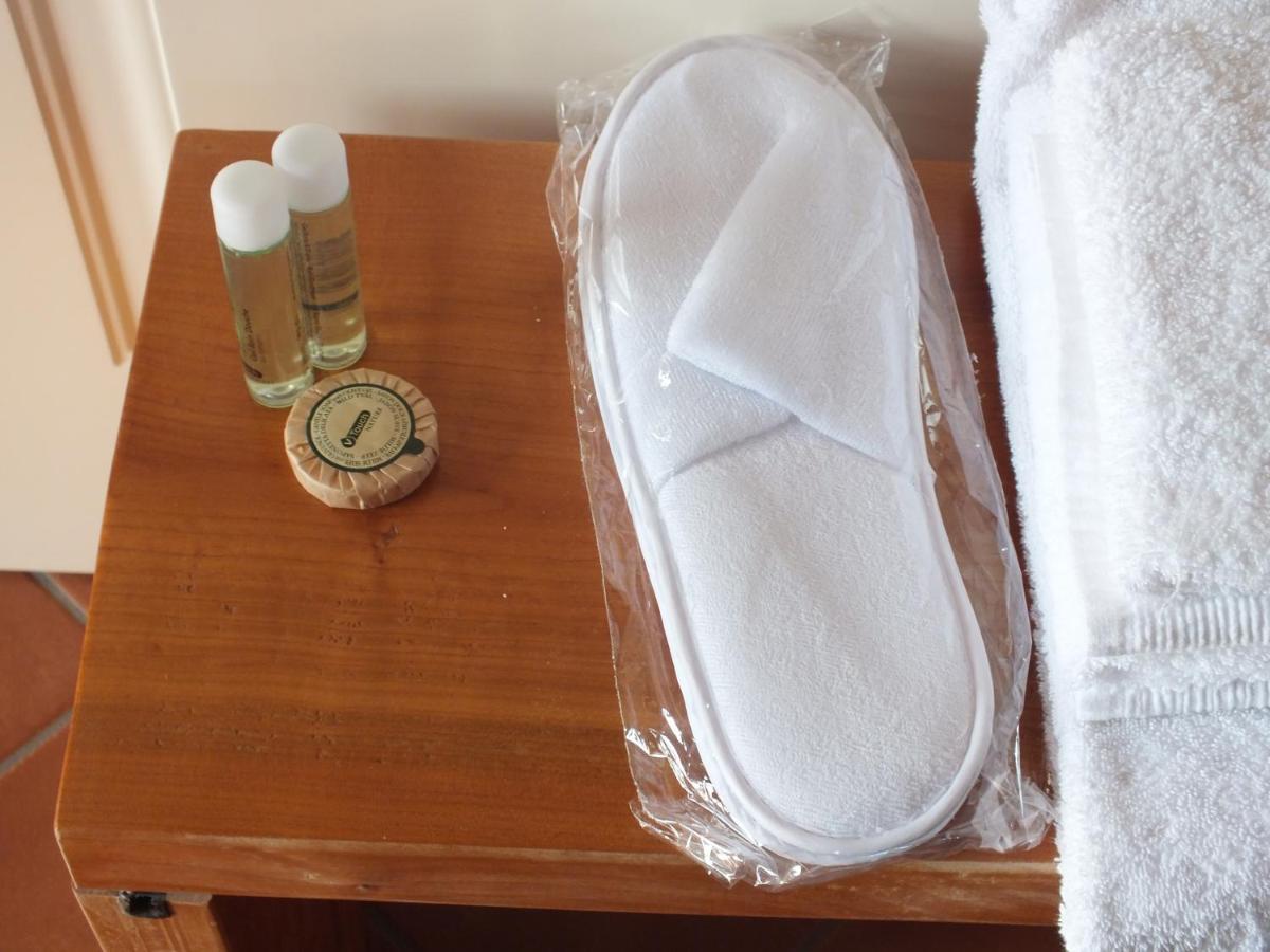 Relais Ca Nova Guest House Bogogno Екстериор снимка